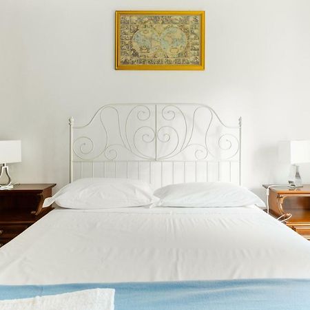 밀라노 Bright Flat With Shared Garden 아파트 외부 사진